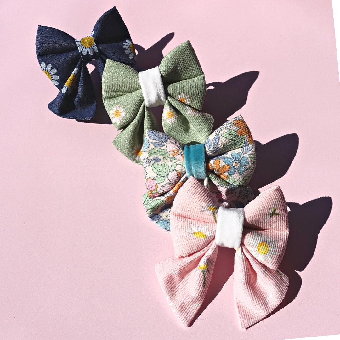 Green Daisy - Sailor Bow