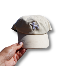 Load image into Gallery viewer, XOXO Myko - corduroy caps - dog lovers - off white
