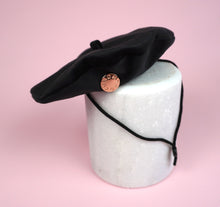 Load image into Gallery viewer, Très Chic Beret - Black
